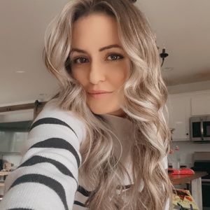 Meet your Posher, Serena